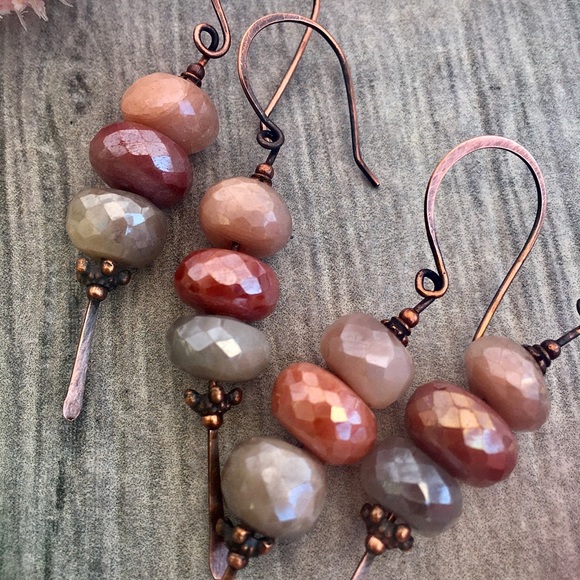 Moonstone copper wire wrap statement earrings - Picture 8 of 8